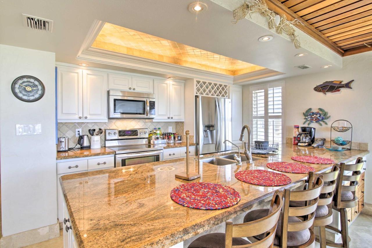 Modern Beachfront Condo With Pool And Beach Access! South Padre Island Exterior photo